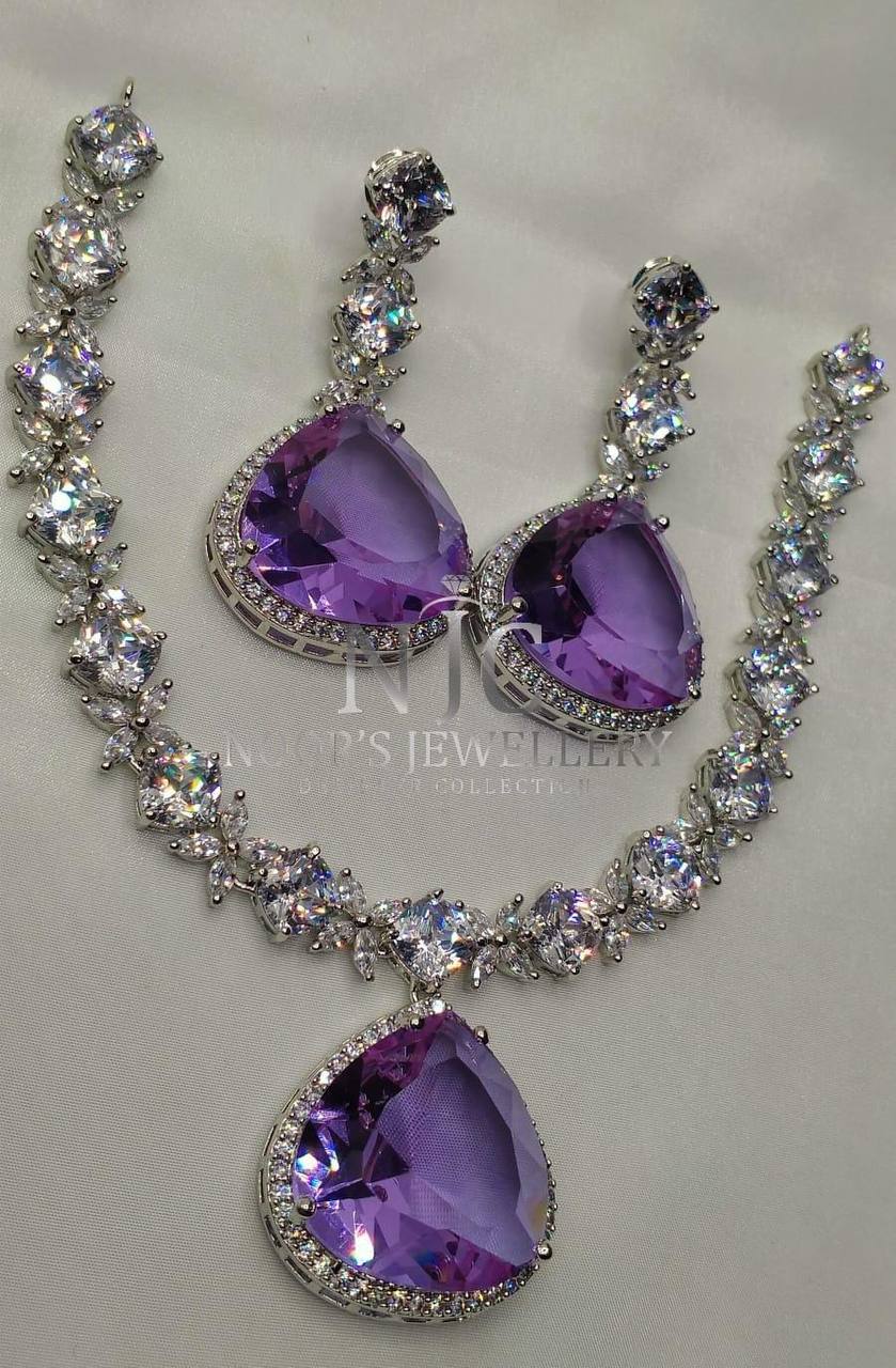Elegant Zircon Locket Necklace Sets with Earrings