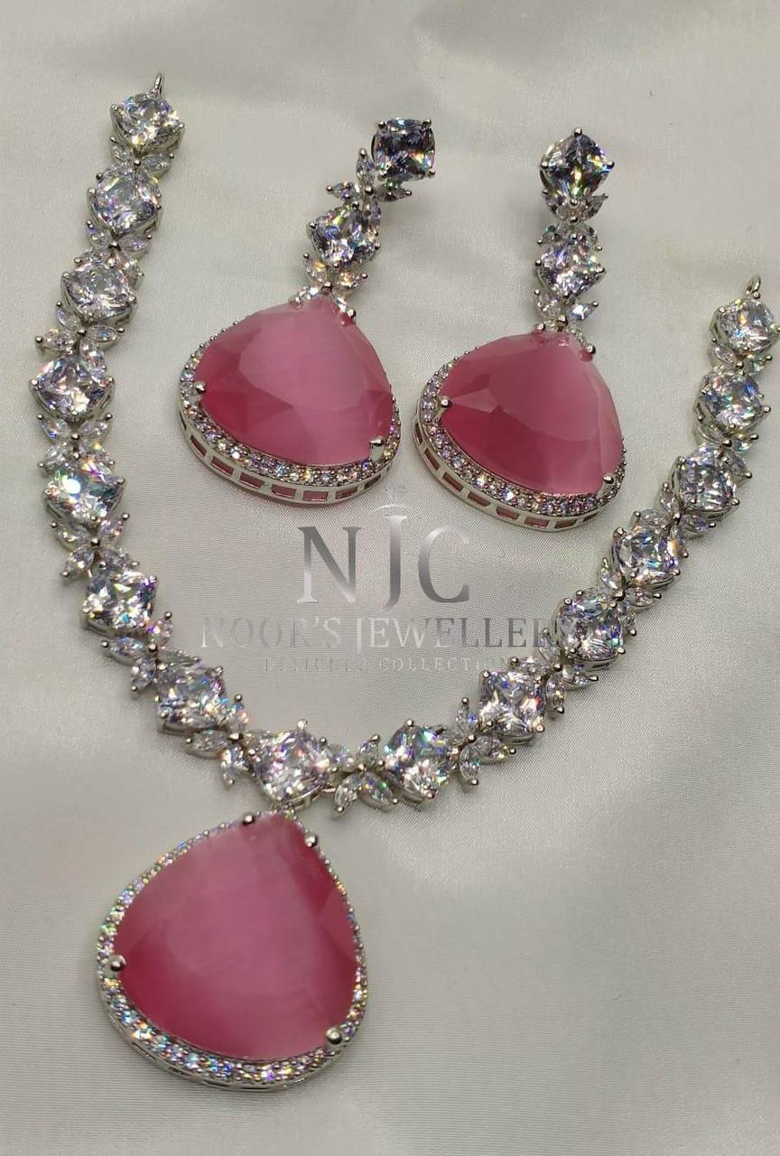 Elegant Zircon Locket Necklace Sets with Earrings