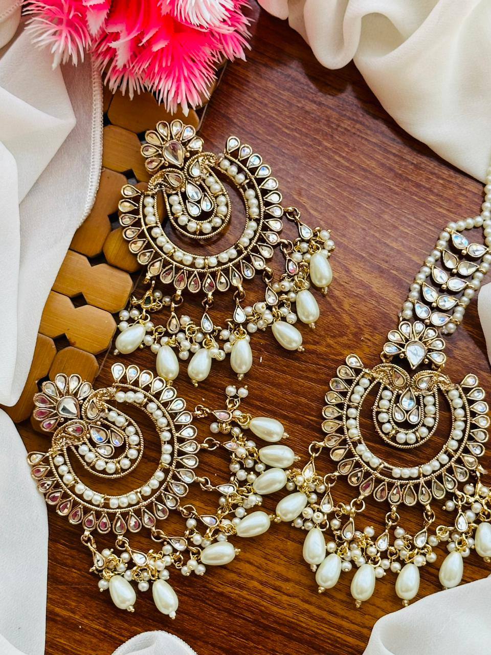 Earrings Bala Tikka Set