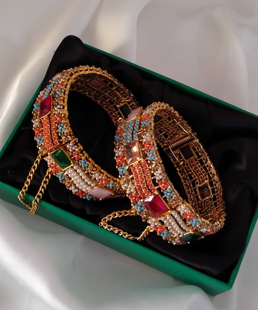 Premium Quality Nauratan with Stone Openable Bangles