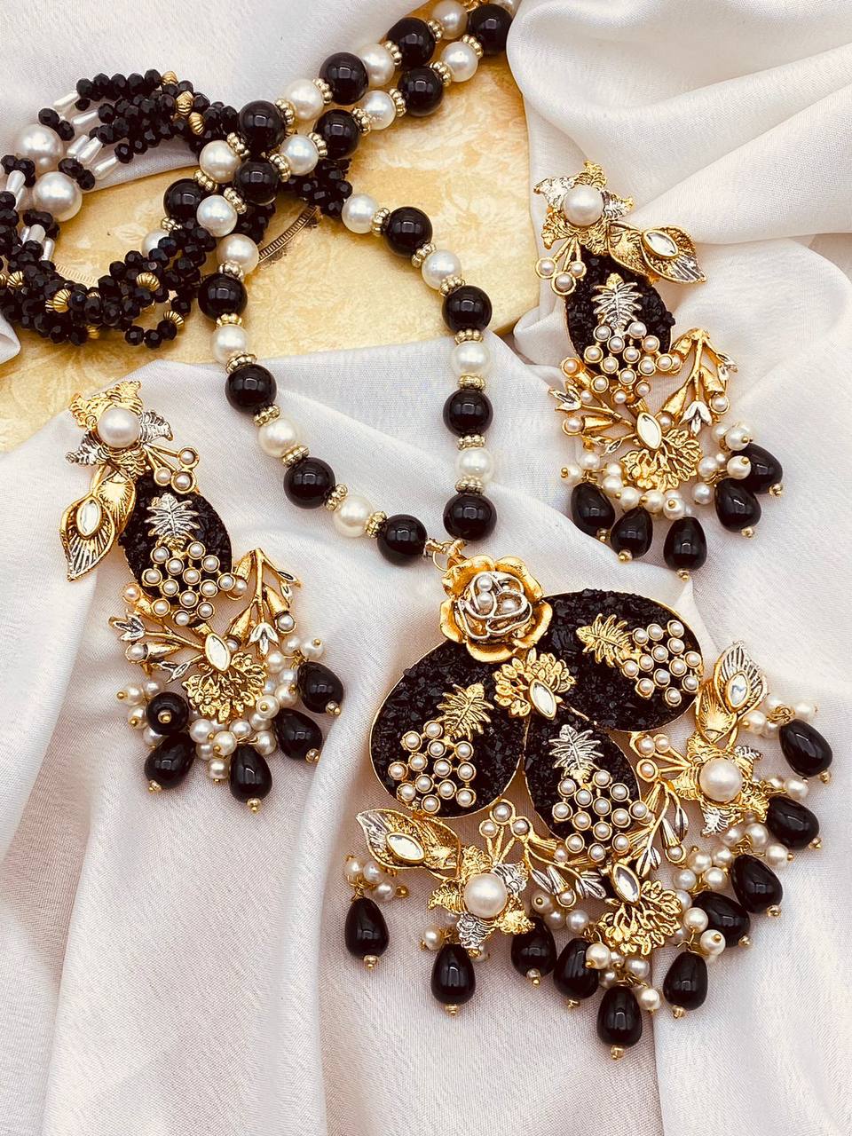 Necklace Set