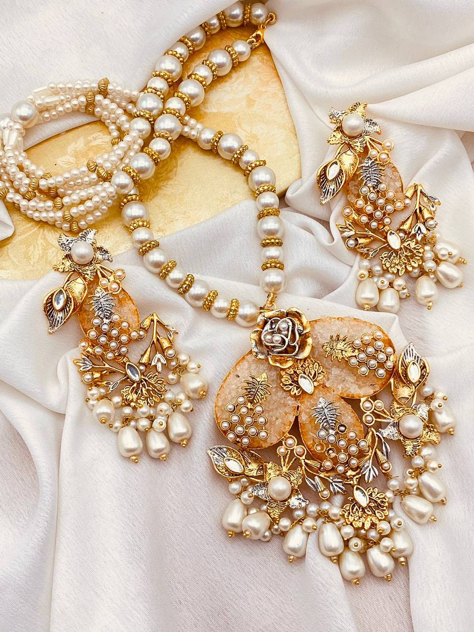 Necklace Set