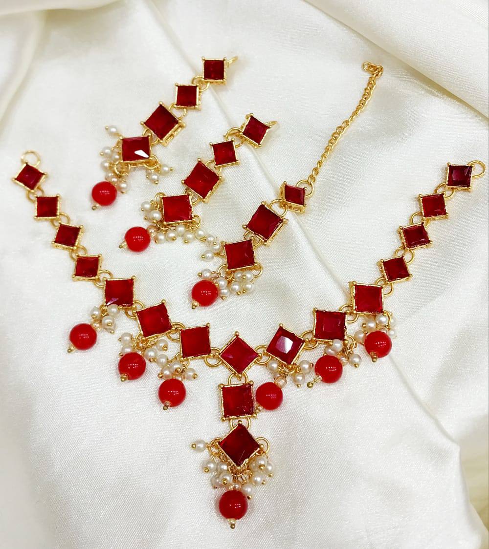 Necklace Set
