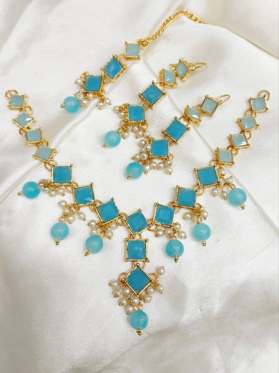 Necklace Set