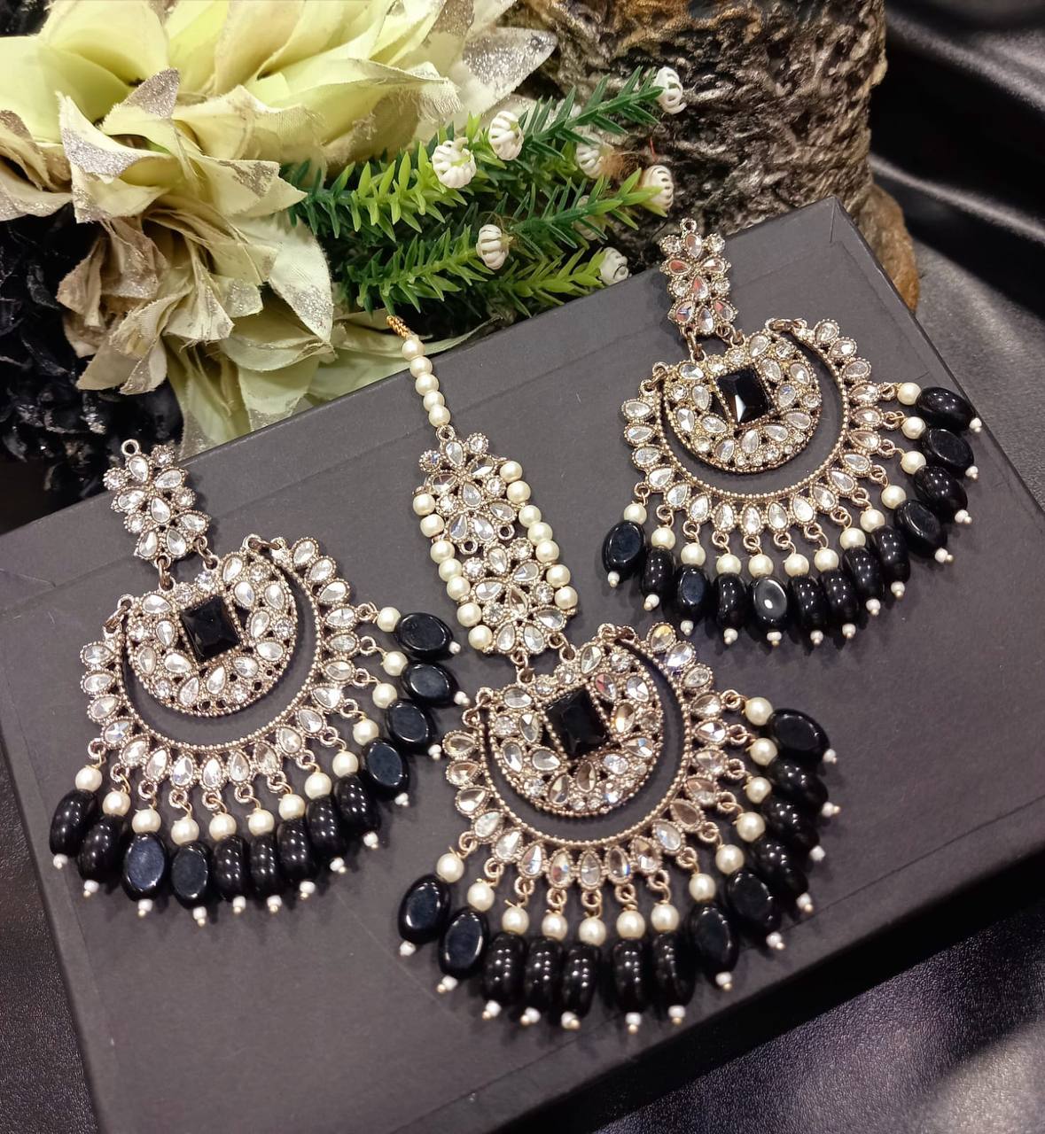 Earrings Bala Tikka Set