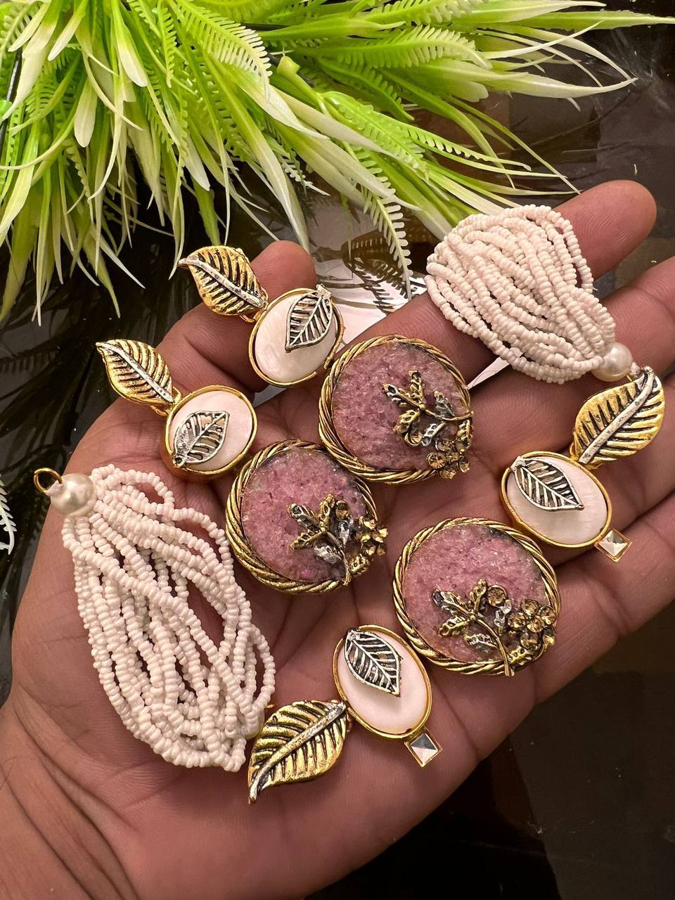 Choker Set