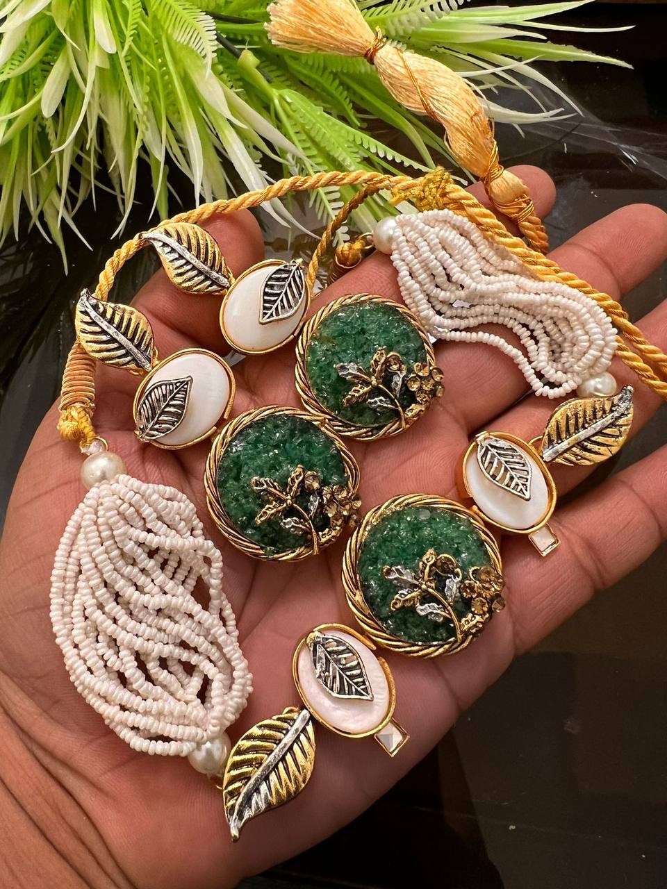 Choker Set