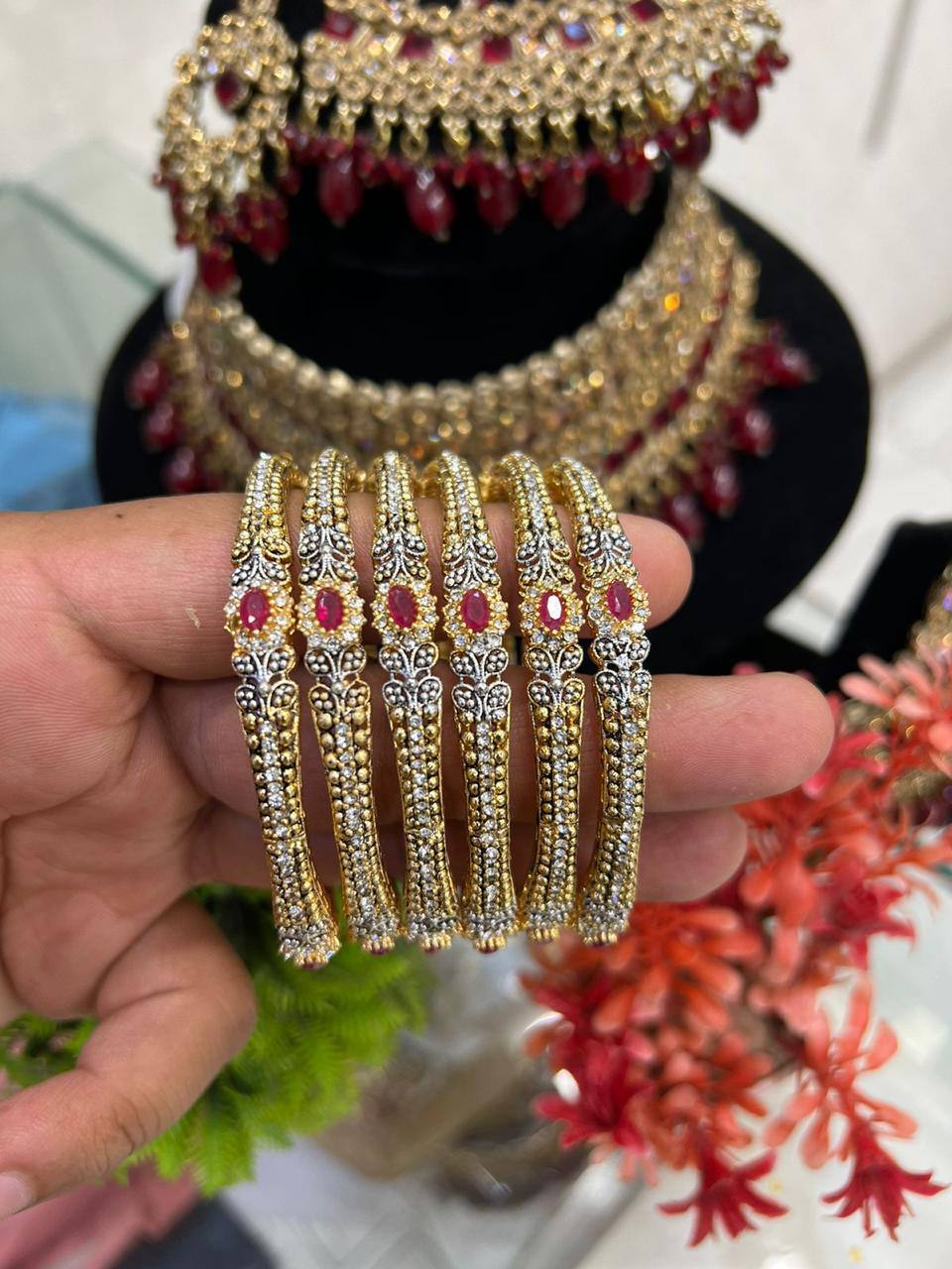 6 pic Bangles