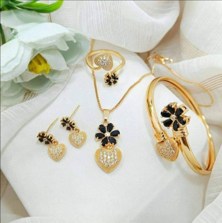 Necklace Set