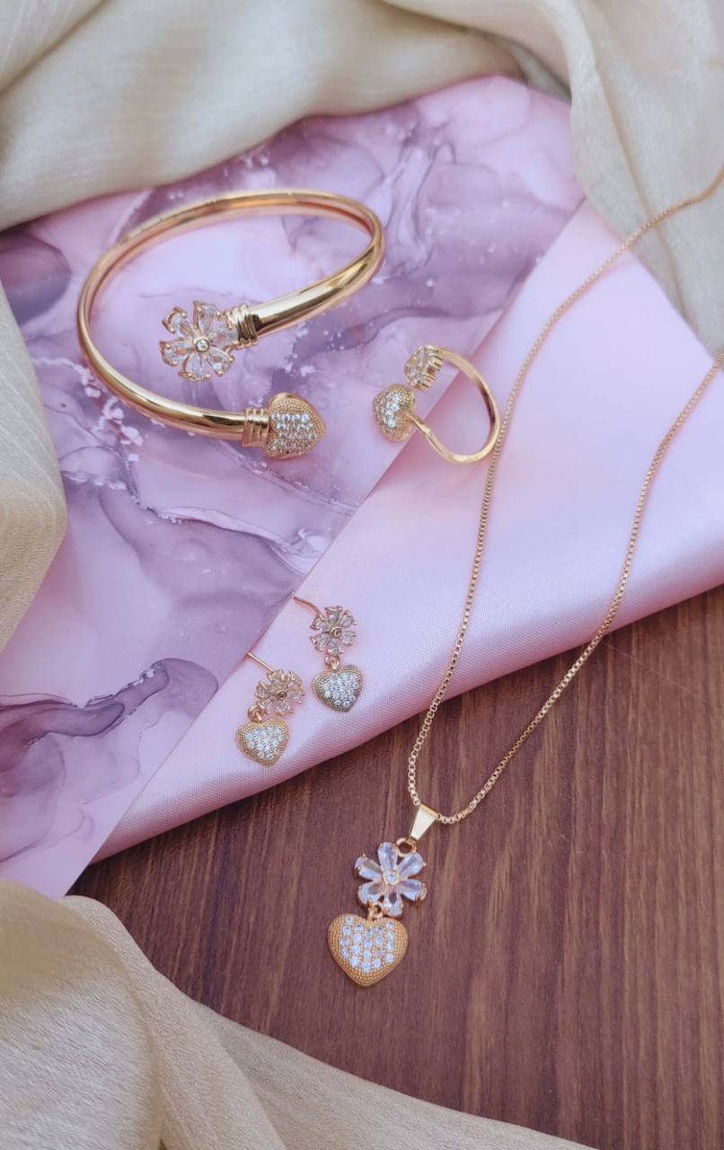 Necklace Set