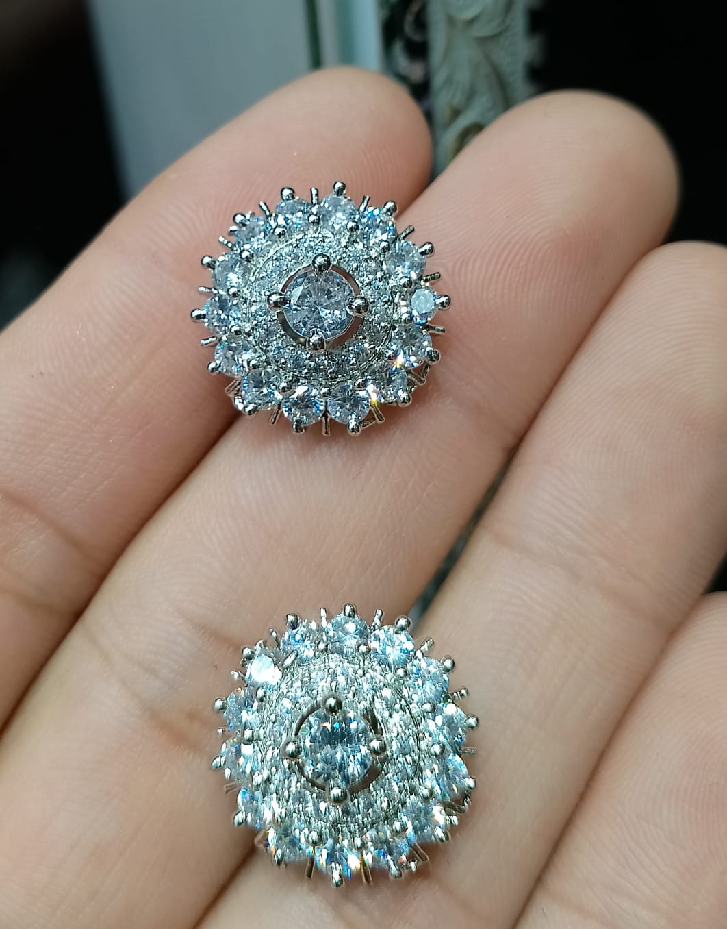 Earrings tops NJC 028