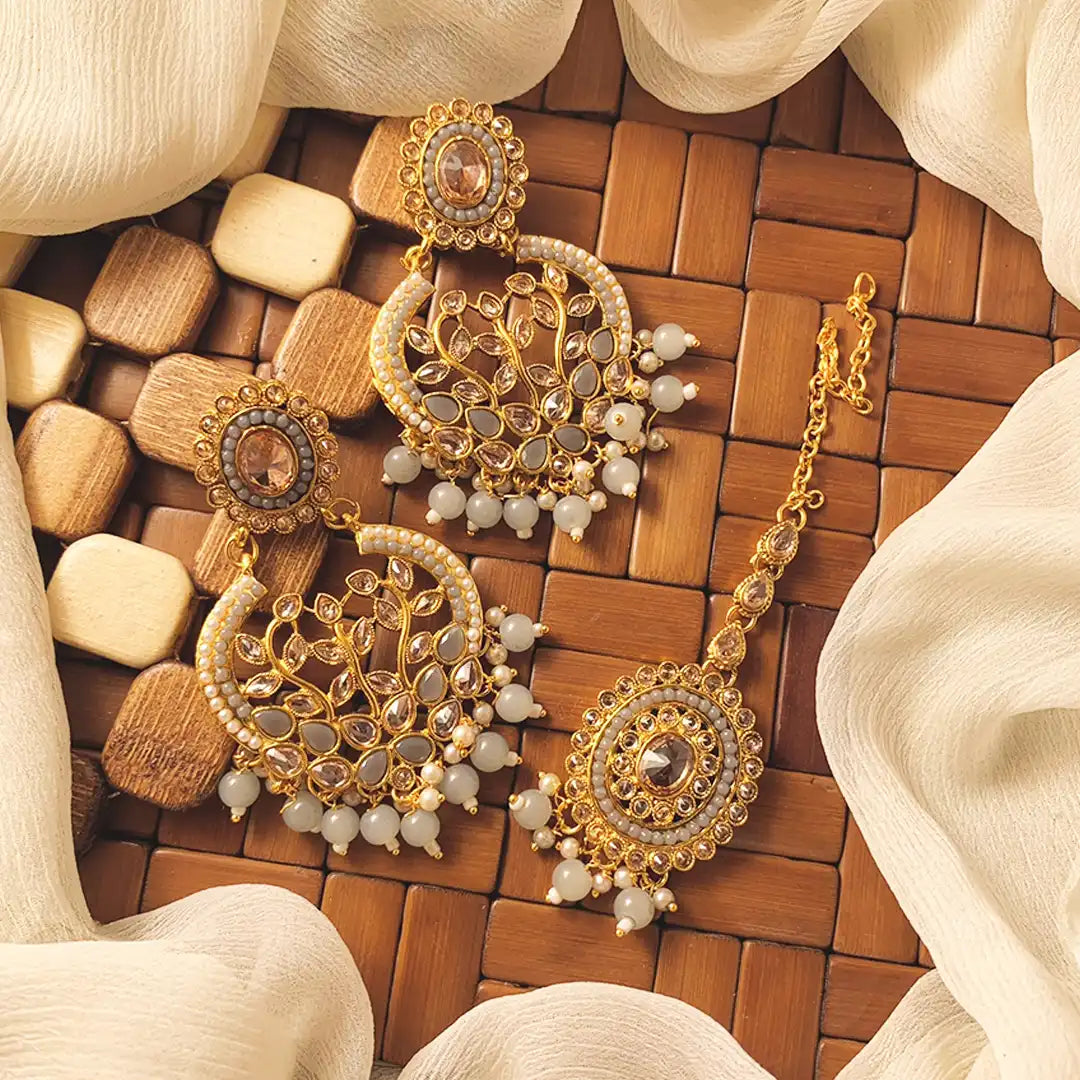 balas earrings NJC-010 milky white