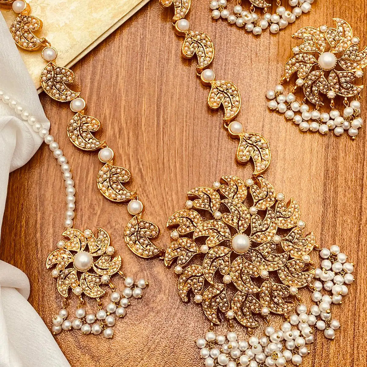 mala pendant set design njc-017 white