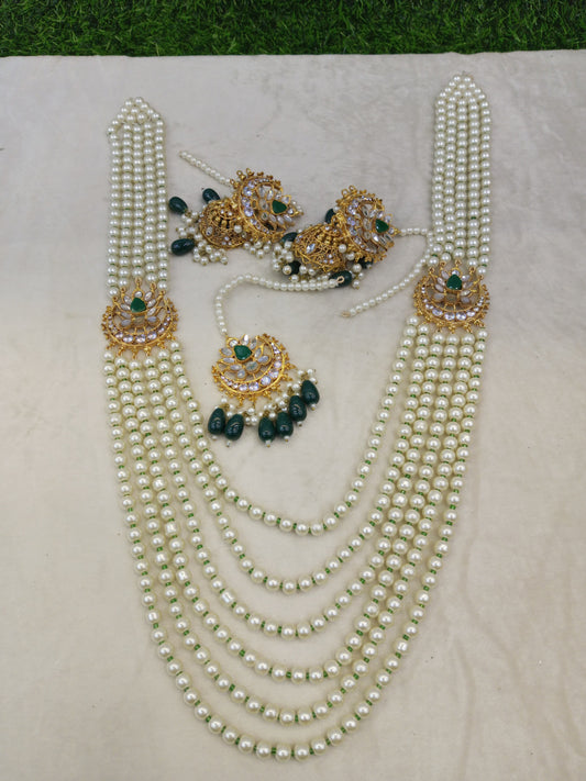 *Side motive mala with jhumkas and tikka/Mala Set*