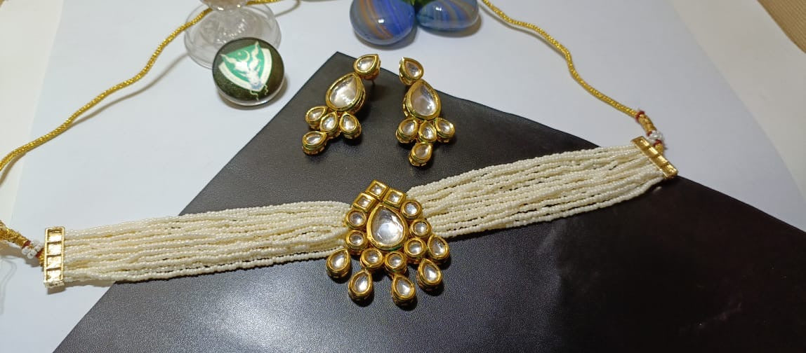 Kundan choker set