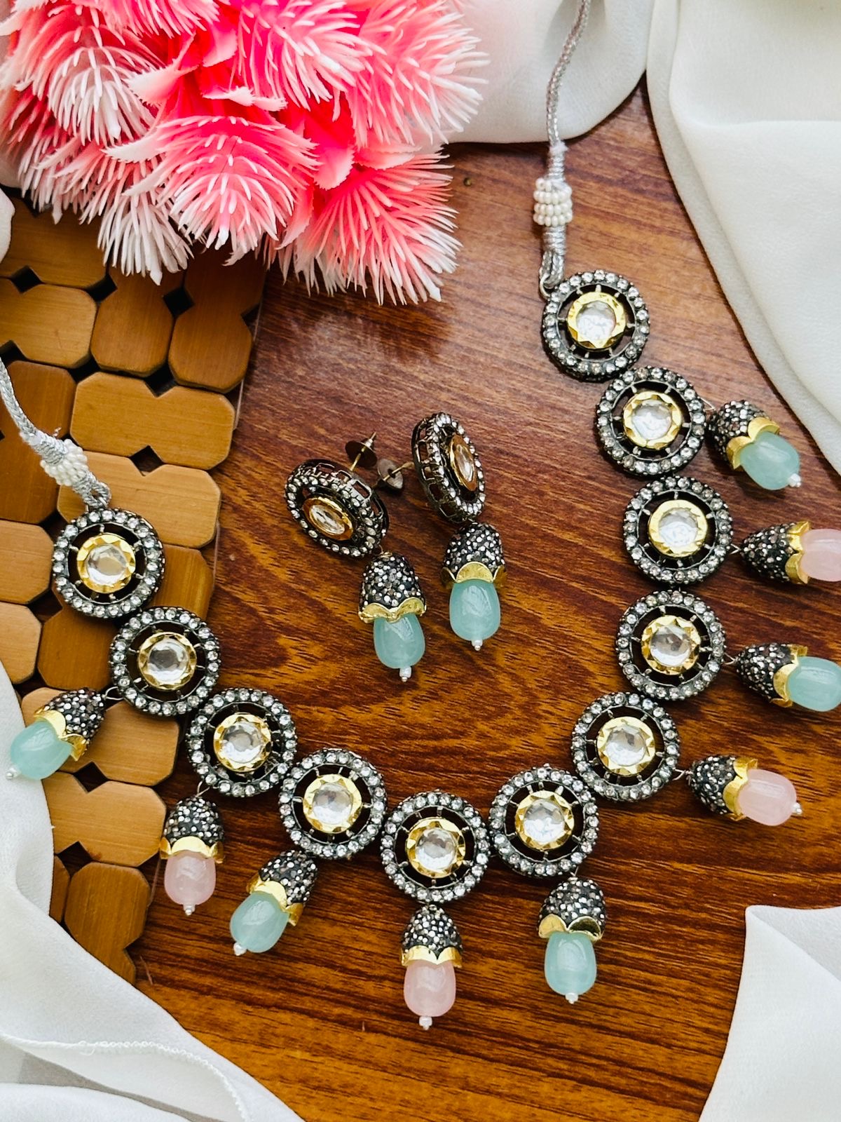 *Victorian Polish Kundan Necklace Sets*