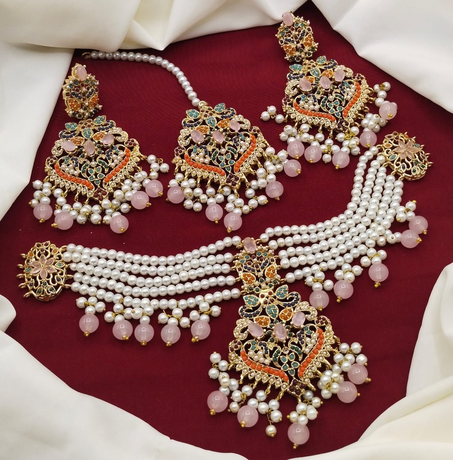 Nauratan Choker Set