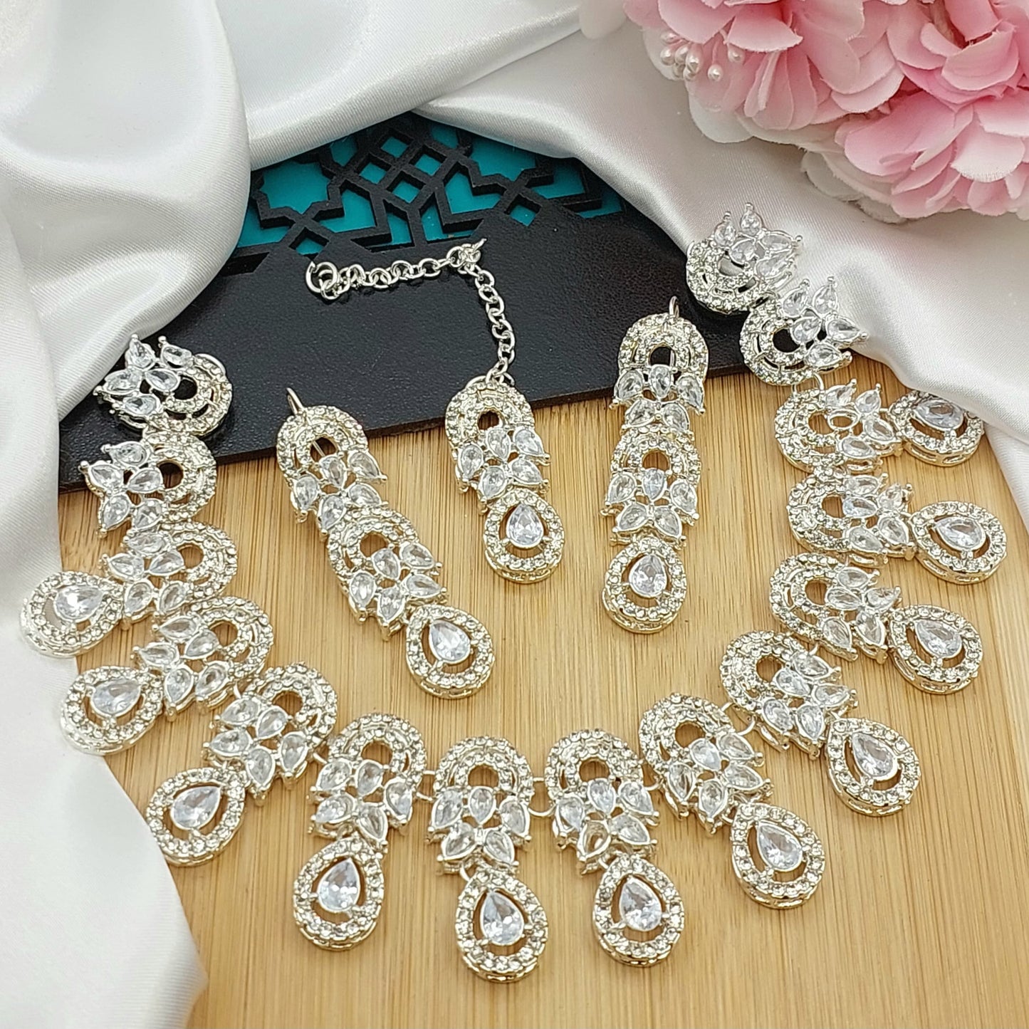 Zircon Necklace Set