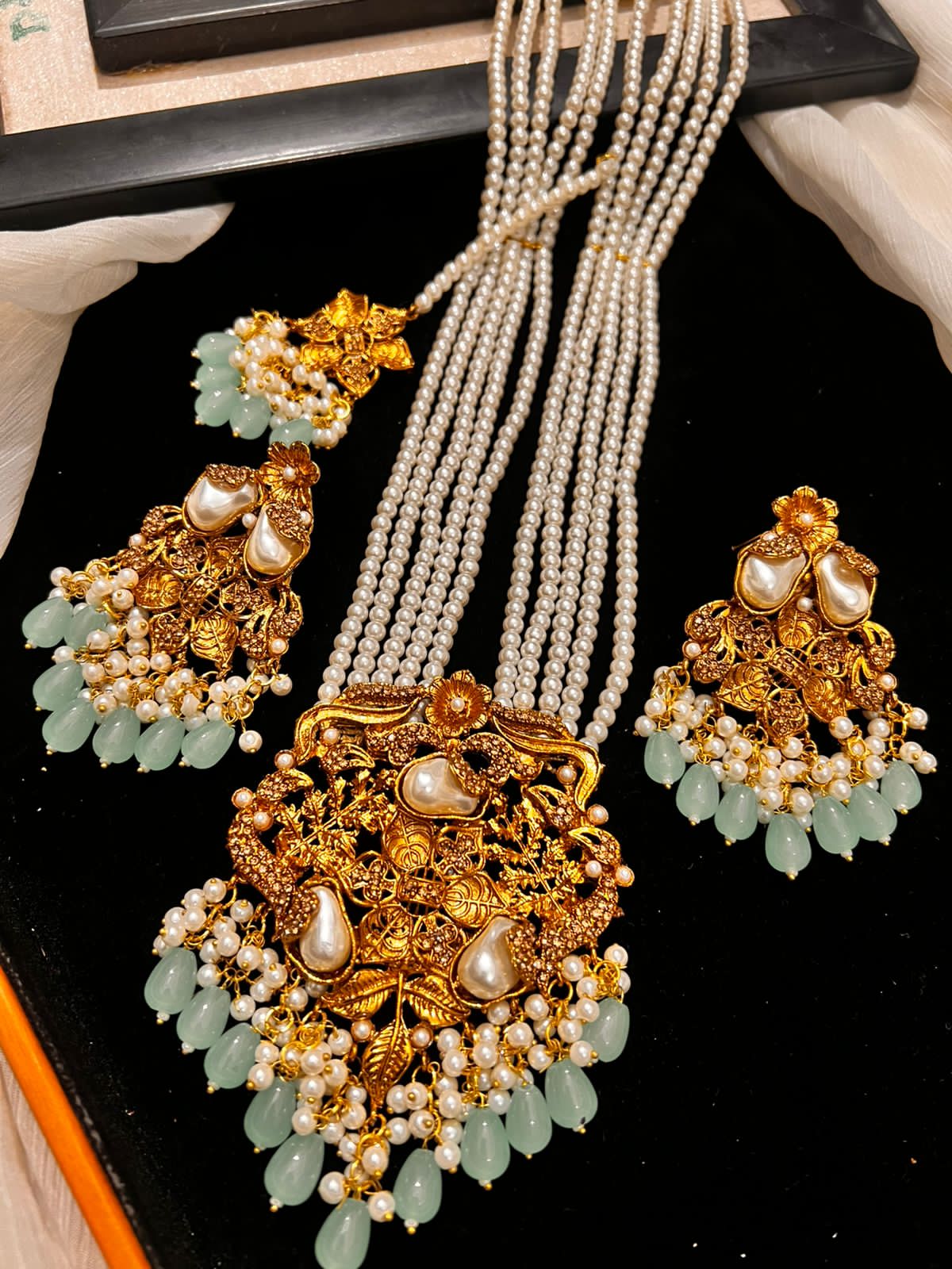 Mala sets