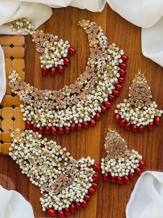 Necklace Set