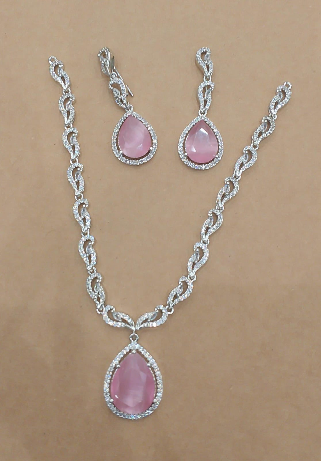 Pink zircon necklace set