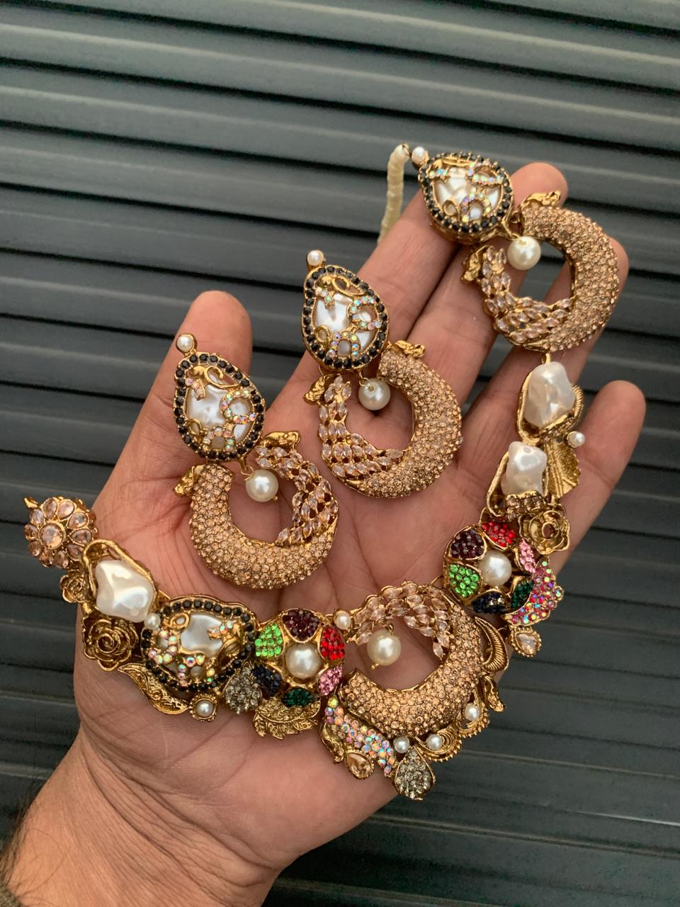 MOP Turkish necklace set with teeka