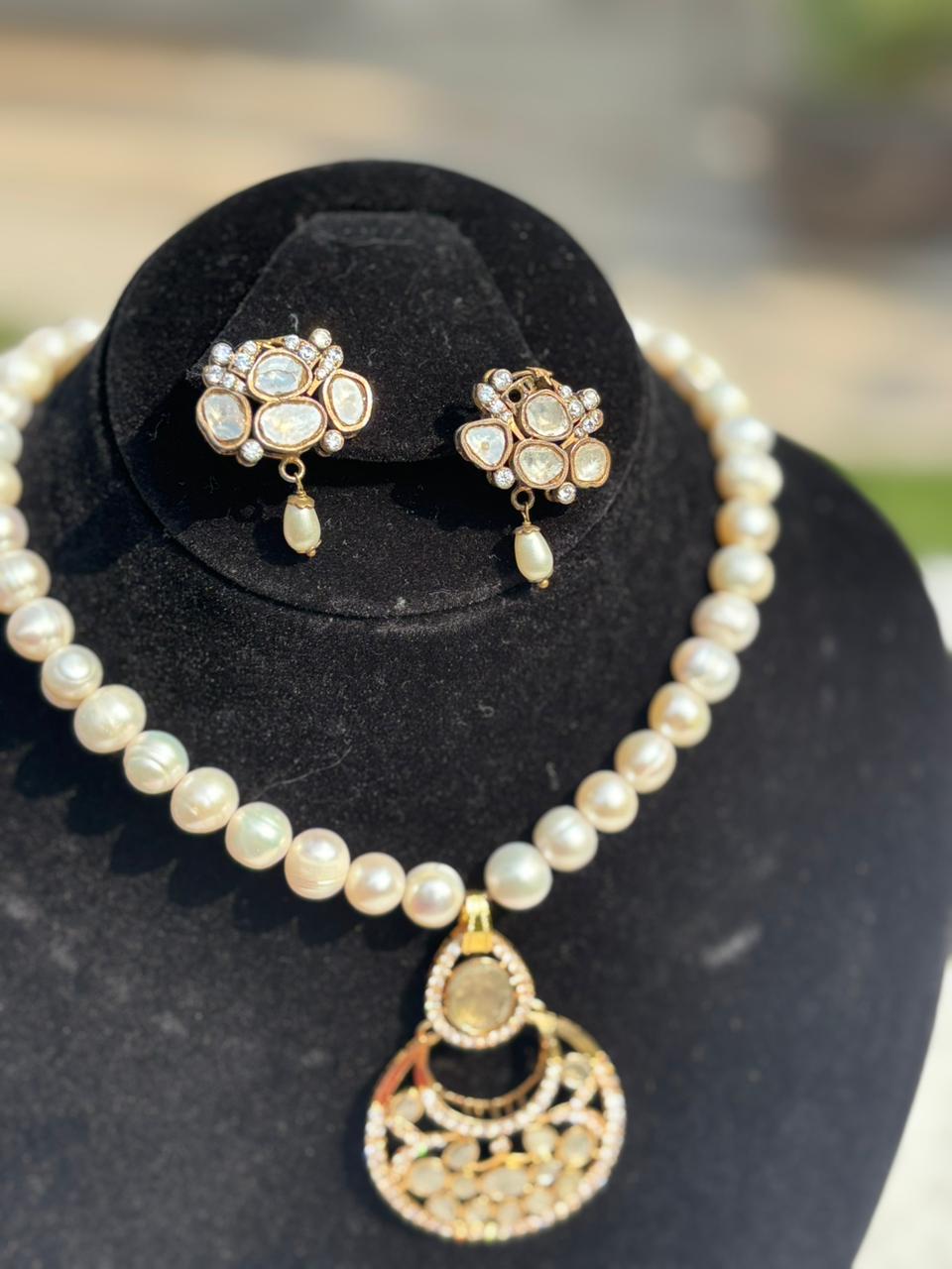 Silver sterling gold plated with original diamond polki and real pearl