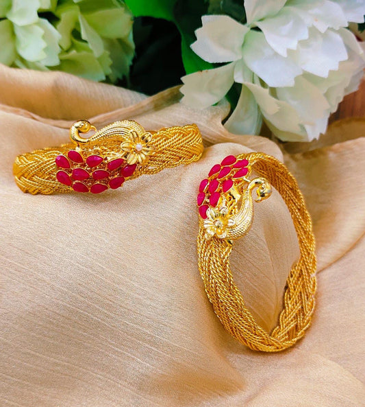 *Stylish Peacock Style Openable Bangles *Pair*