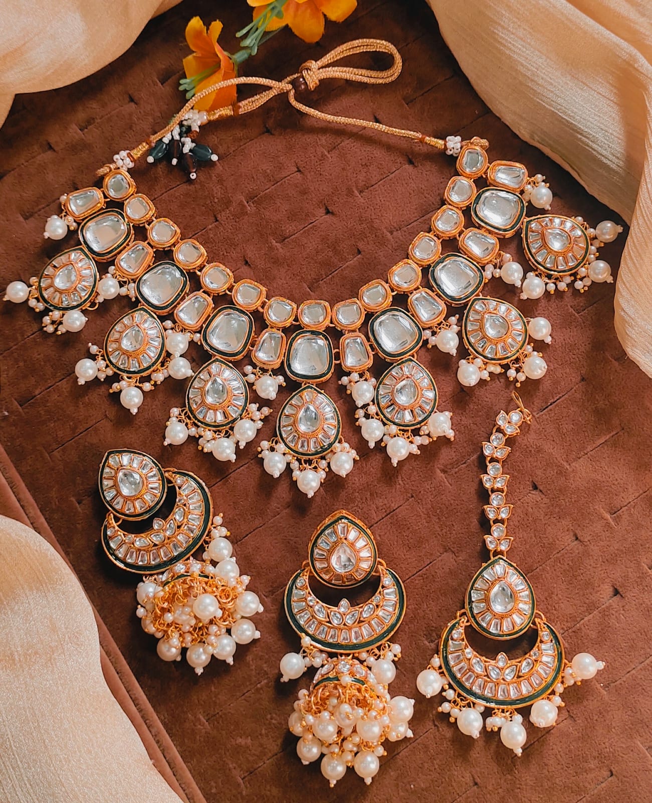 Designer Collection Indian Dubbi Kundan Jhumki's Necklace Set With Teeka.