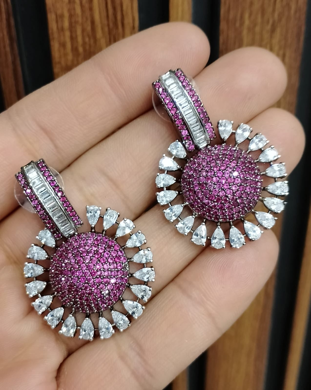 Zircon earrings