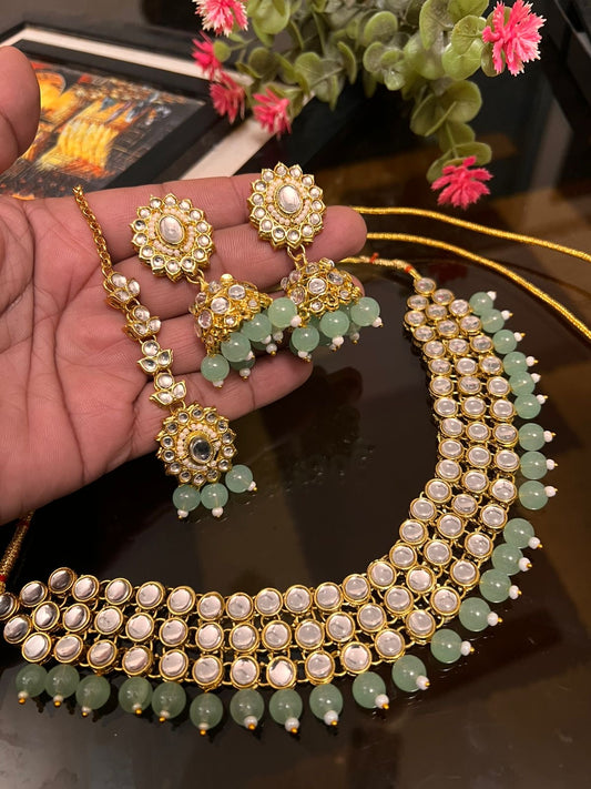 Kundan necklace set with tikkaaa and jhumkissss