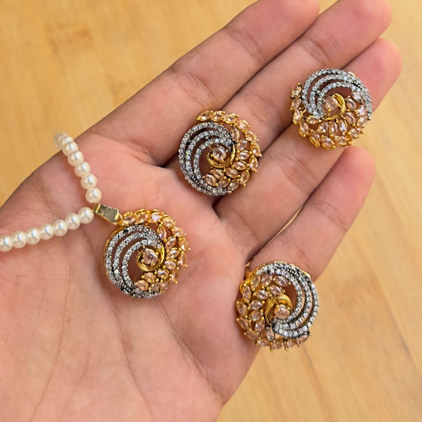 *Zircon Pendant/Kits Set*