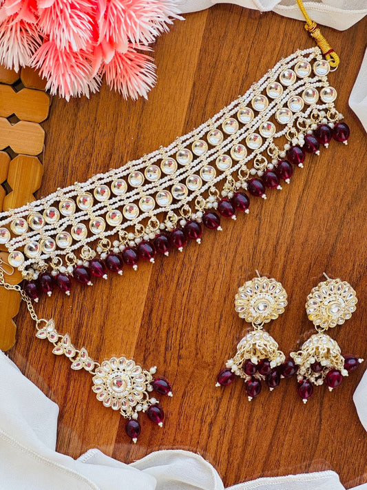 Dabbiii Kundan choker sets