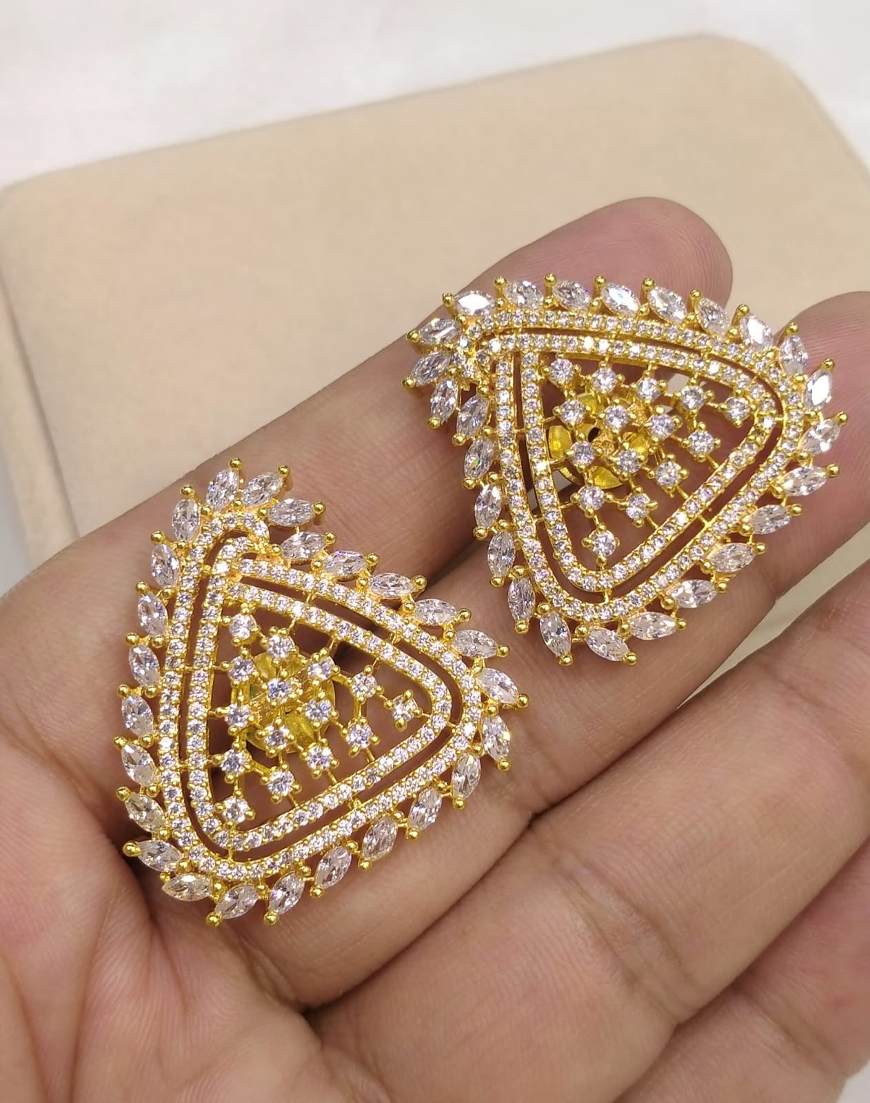 Zircon studs