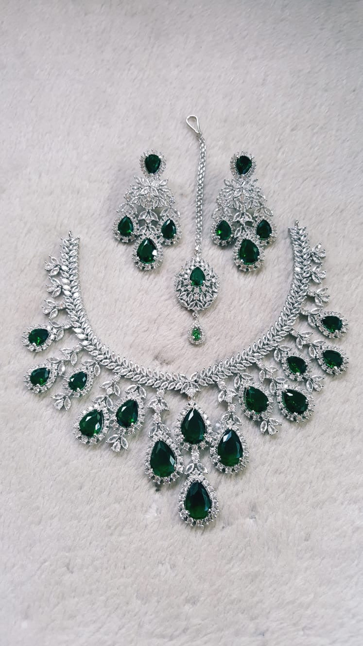 Necklace set