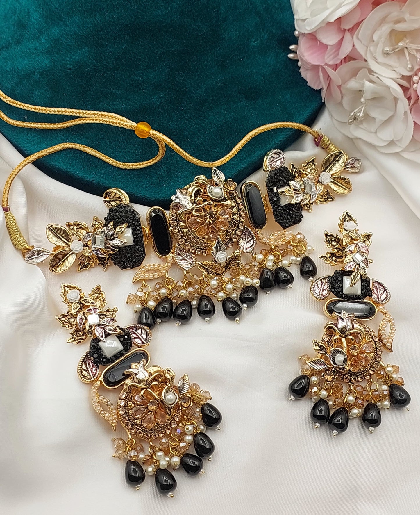 Turkish style choker sets