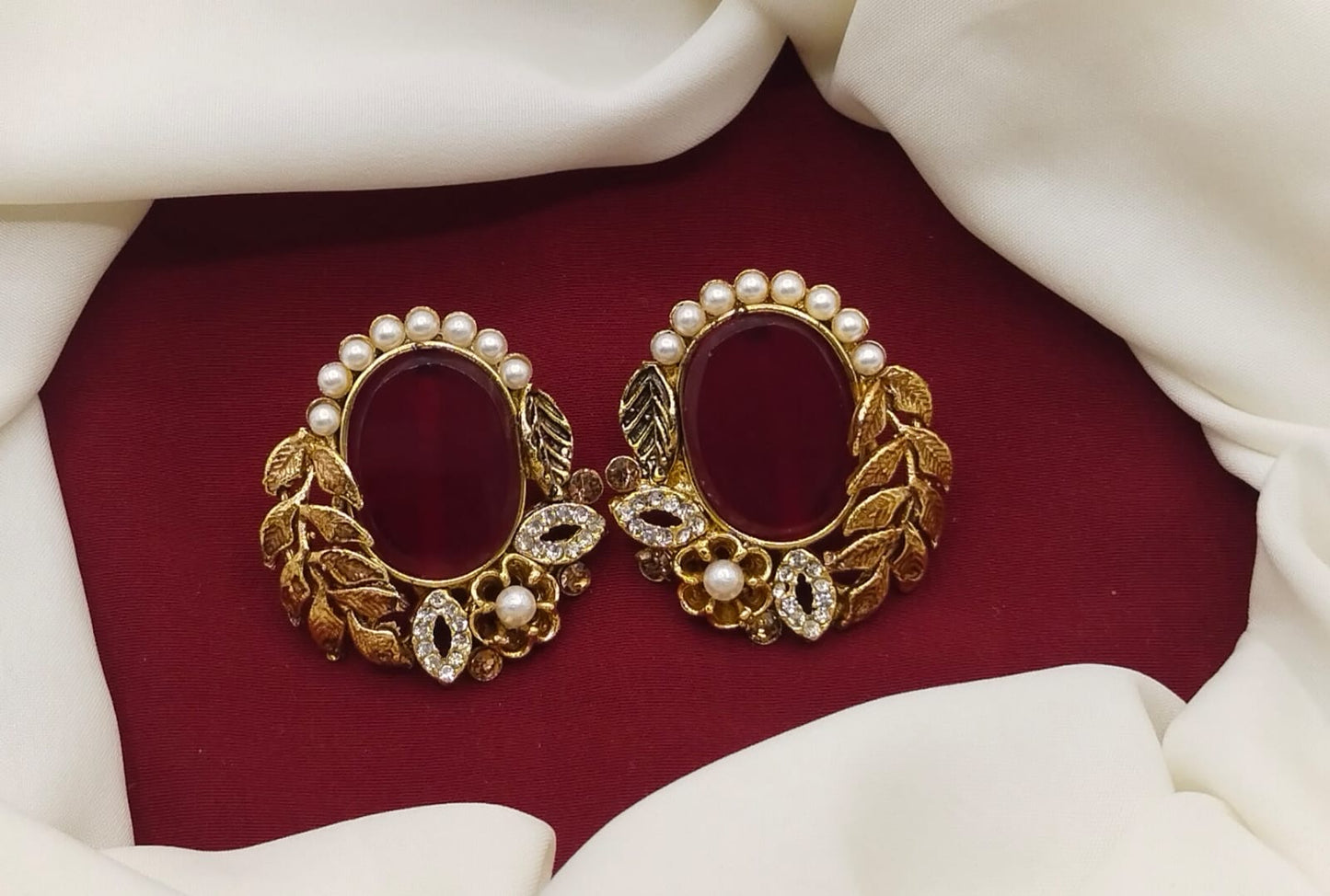 *Beautiful Fashionable Pair of Earrings*