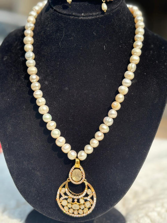 Silver sterling gold plated with original diamond polki and real pearl