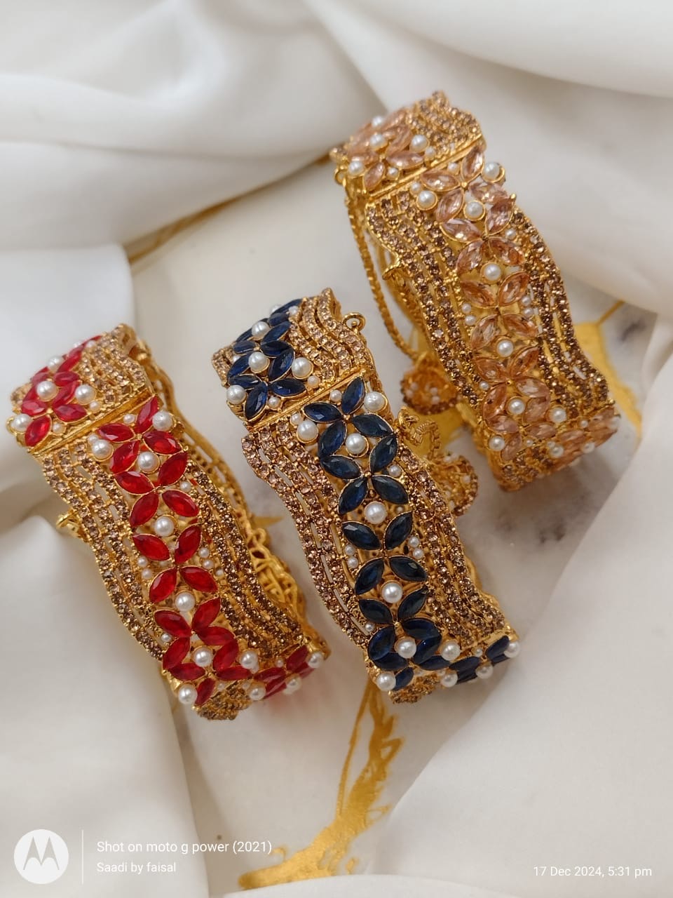 Openable Bangles pair