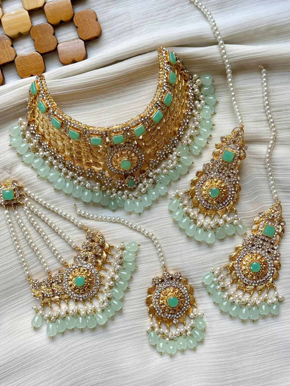 Bridal Collor set