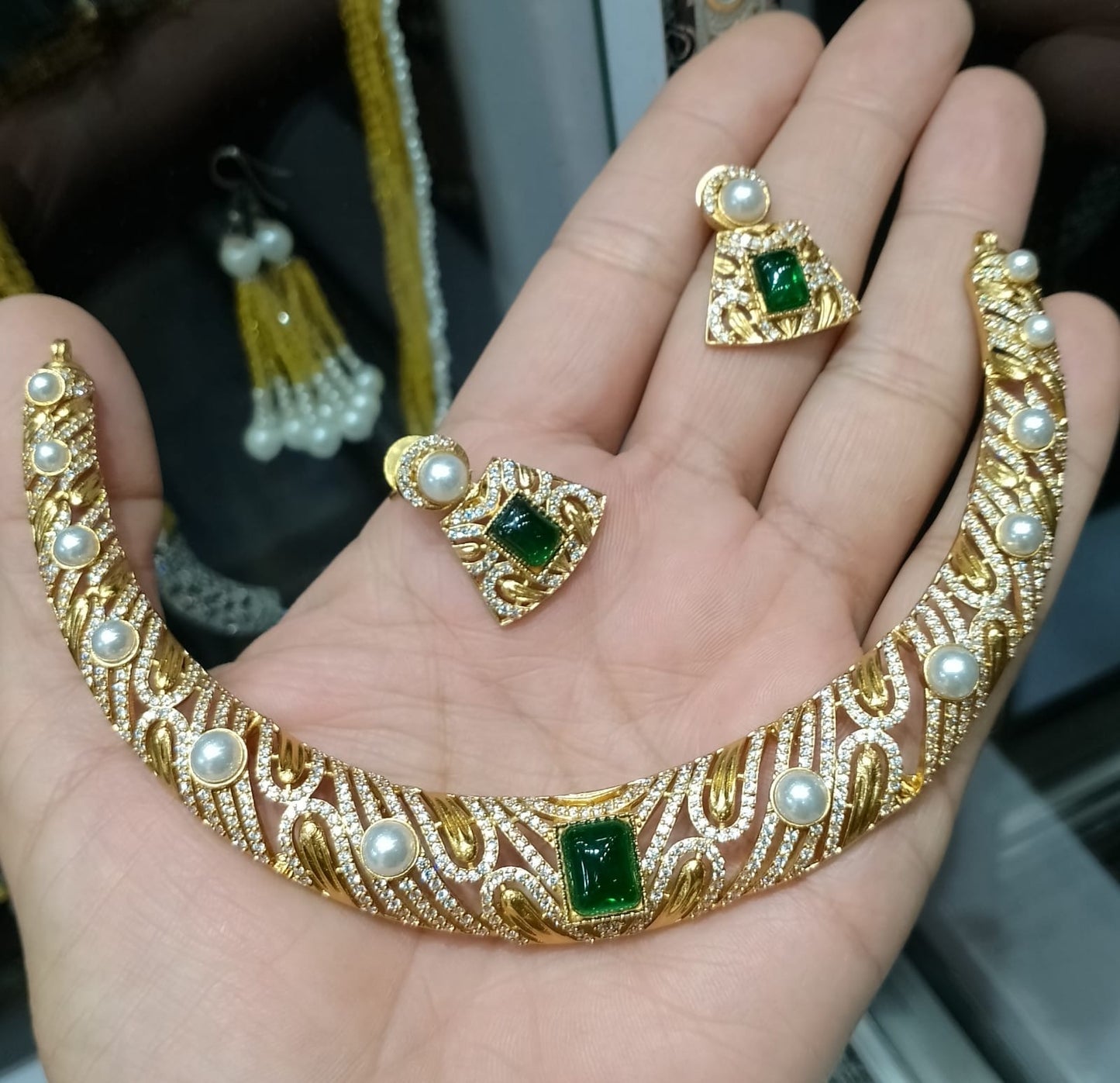 Necklace set