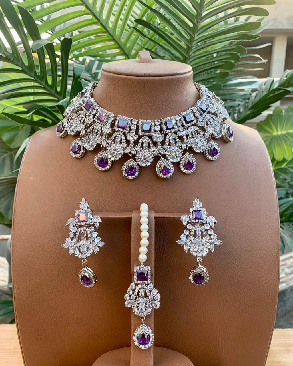 Necklace choker sets with Bindiya