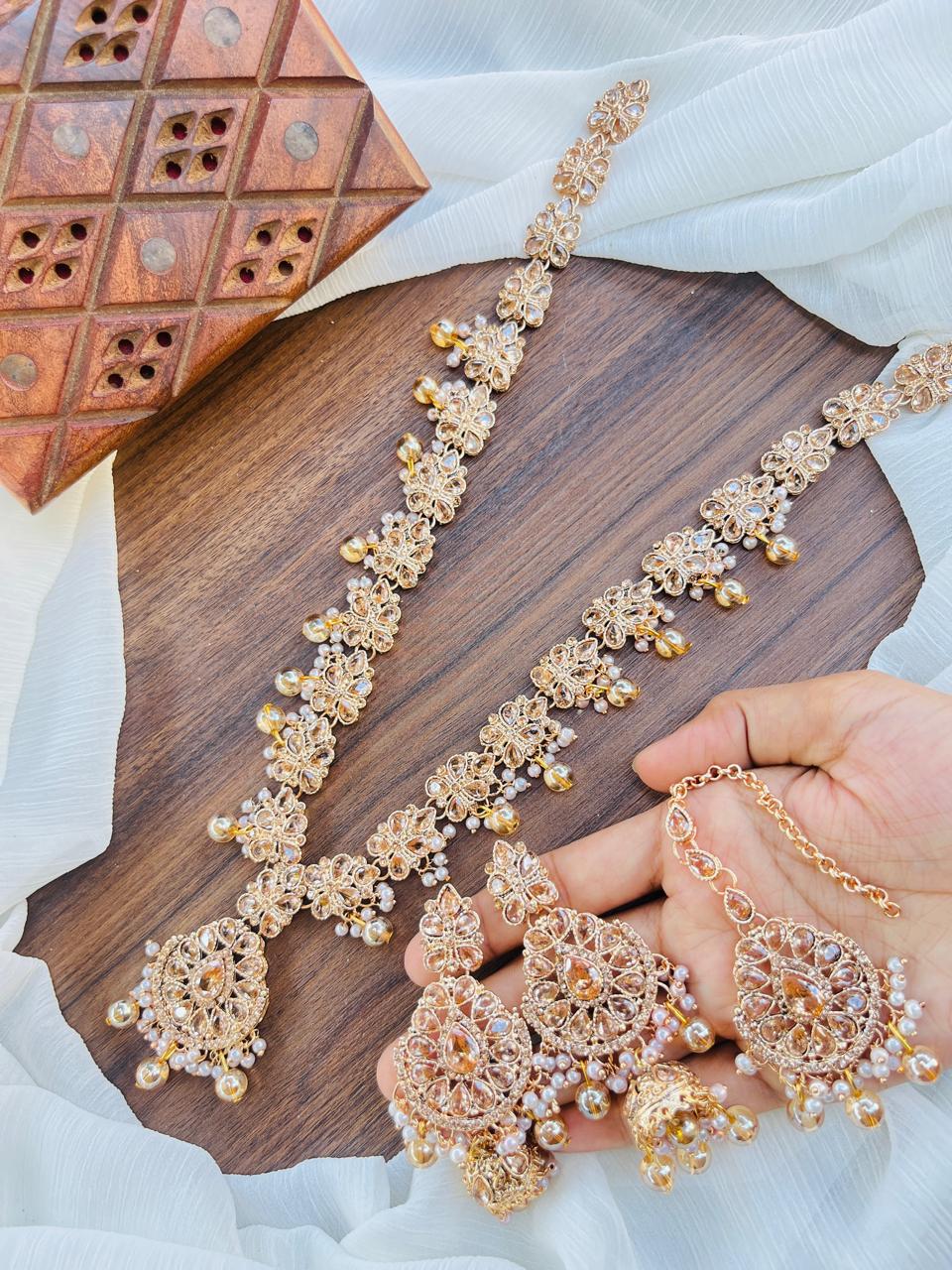 Designer Mala set with Teeka