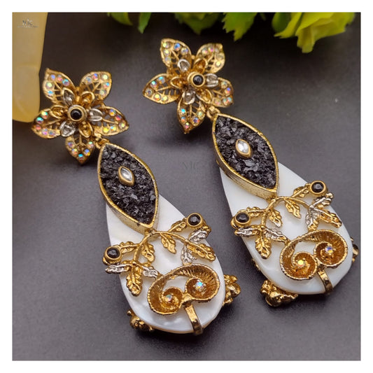 Indian style crush earrings