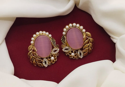 *Beautiful Fashionable Pair of Earrings*