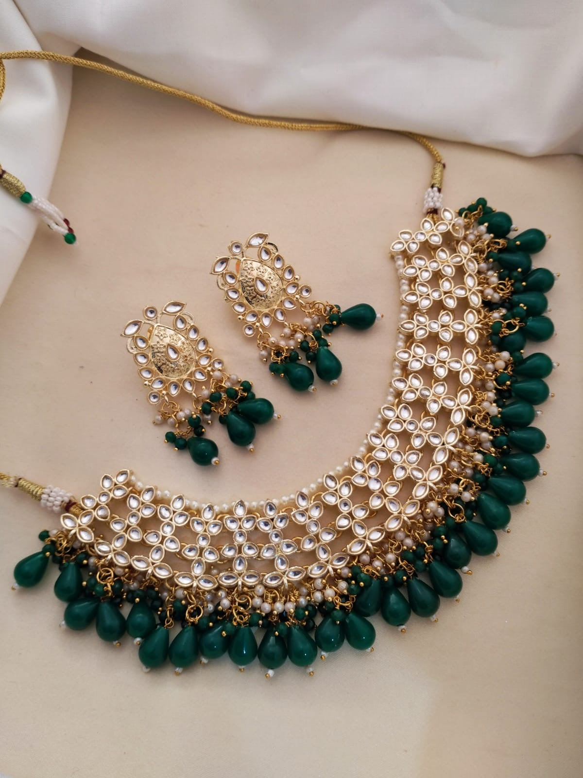 *Sheesh kundan necklace sets*