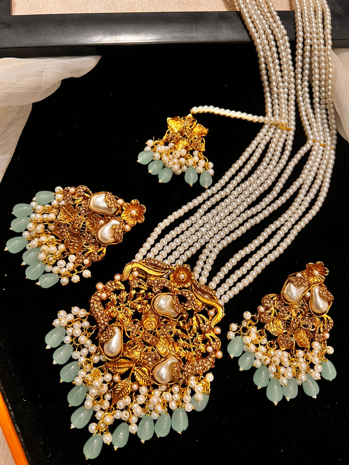 Mala sets