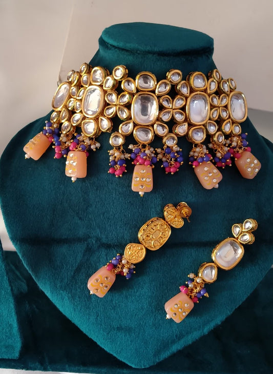 *Thappa Kundan Multicoloured Set*