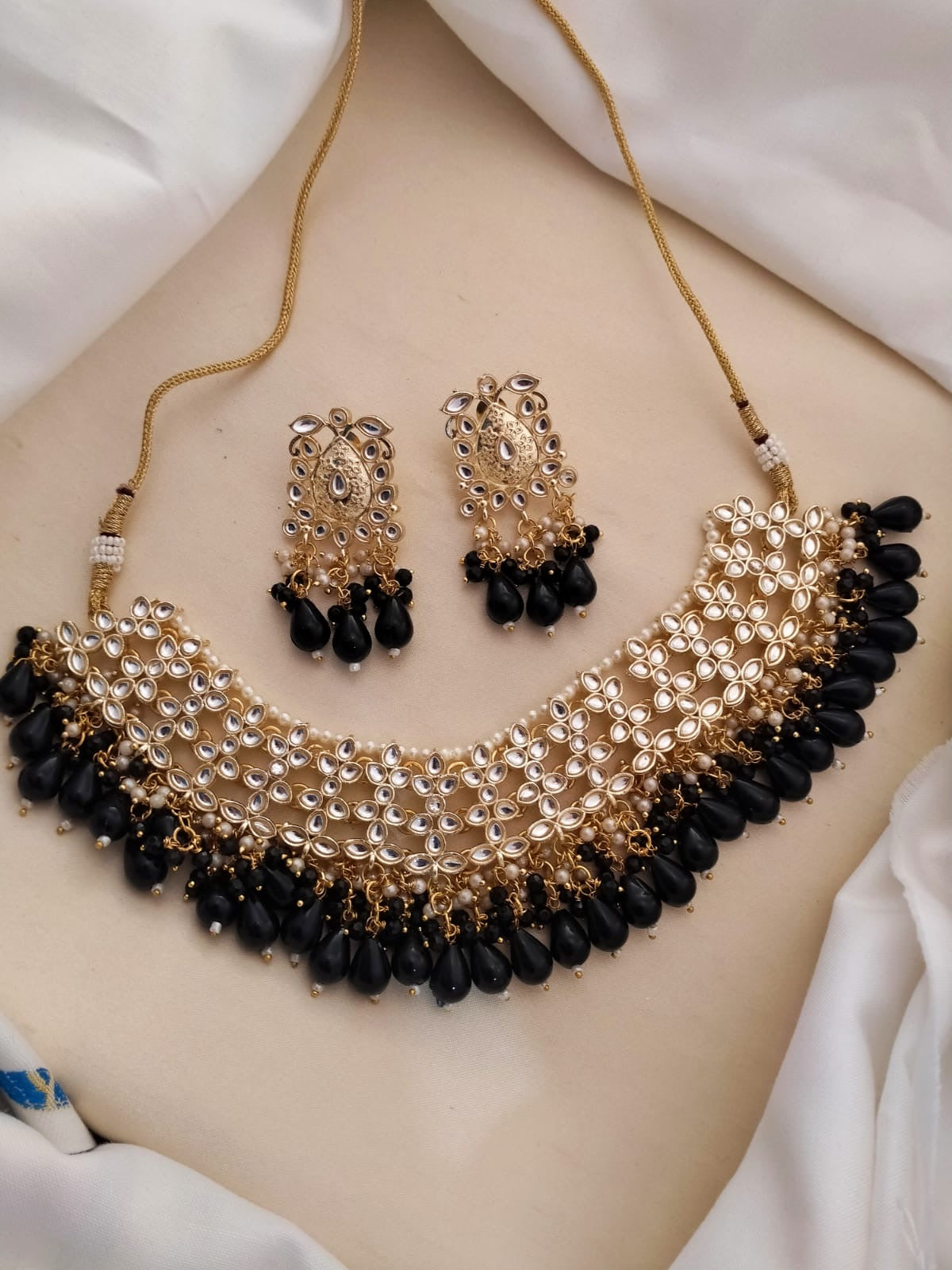 *Sheesh kundan necklace sets*