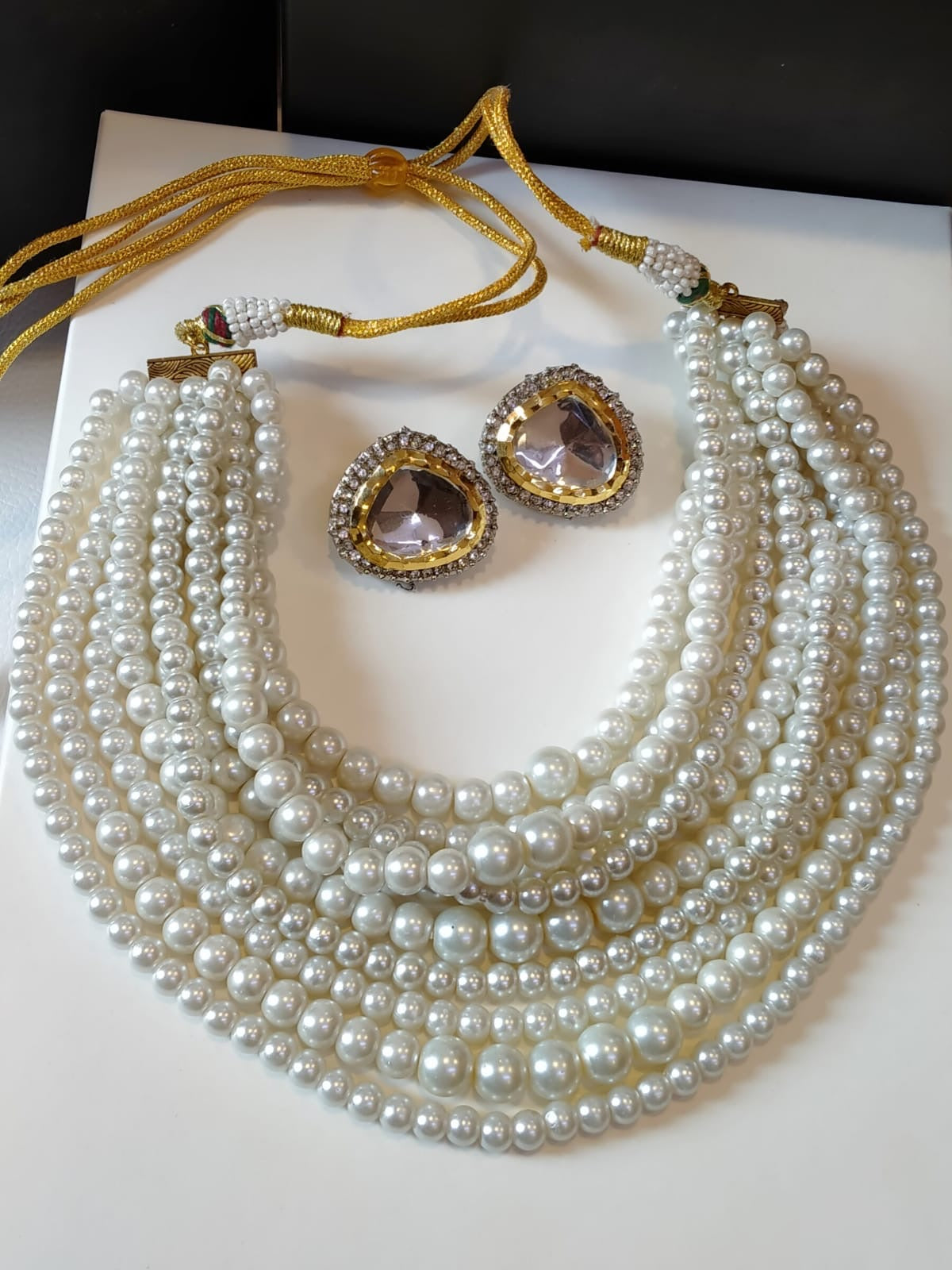 *Pearls Necklace with tops*